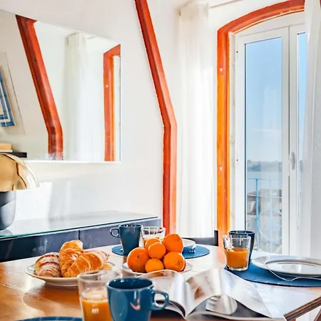 Bica's River View Duplex Apartment Lissabon