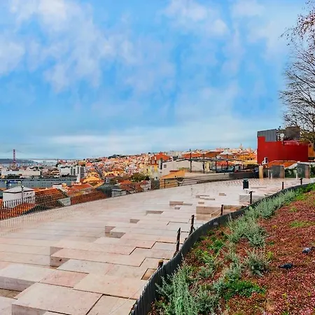 Bica's River View Duplex Apartment Lissabon